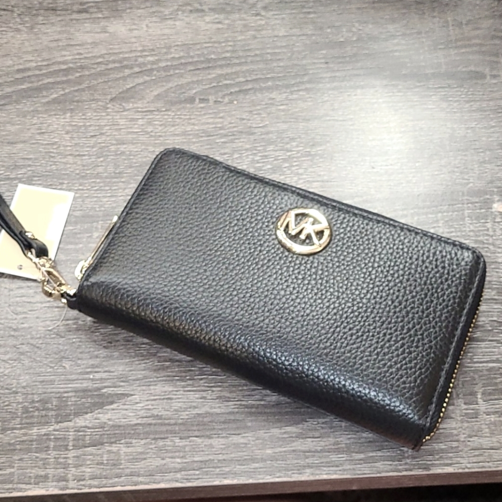 Michael Kors Black Fulton wallet